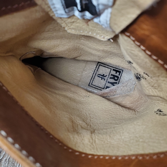 Frye Jenna Women's 6 B Brown Distressed Leather Studded Moto Short Buckle Boots - Picture 11 of 13